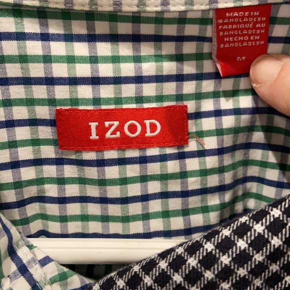 Three medium size men’s dress casual shirts - Picture 3 of 4